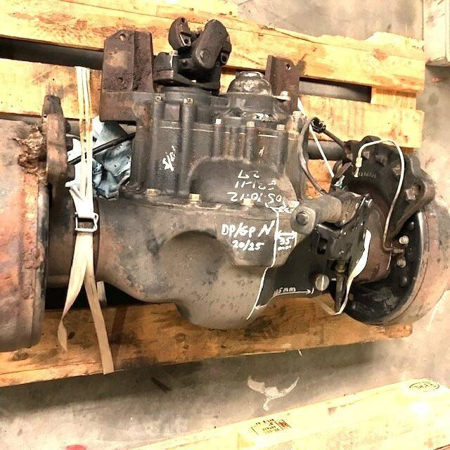 Complete front axle for Caterpillar - Ос и части за Подемно-транспортна техника: снимка 4 Complete front axle for Caterpillar - Ос и части за Подемно-транспортна техника: снимка 4