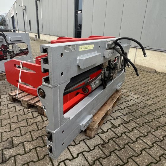 Кламер за Селскостопанска техника Dürwen Bale Clamp with side shift: снимка 9