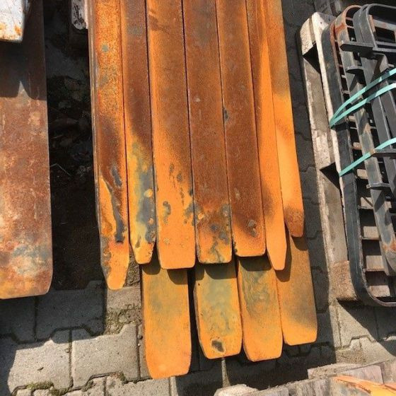 Forks 140x50x2200/FEM3A - Вилици за Подемно-транспортна техника: снимка 1 Forks 140x50x2200/FEM3A - Вилици за Подемно-транспортна техника: снимка 1