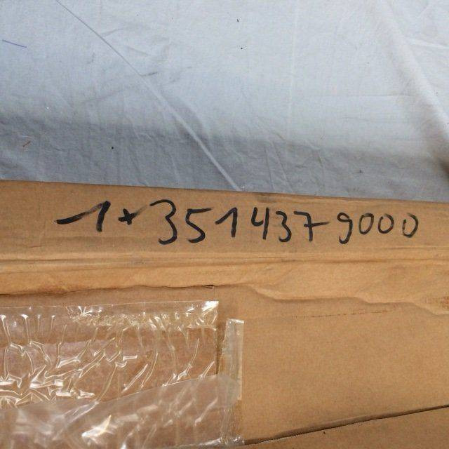 Front Glass Panel for Linde H20-30 - Стъкло и части за Подемно-транспортна техника: снимка 3 Front Glass Panel for Linde H20-30 - Стъкло и части за Подемно-транспортна техника: снимка 3