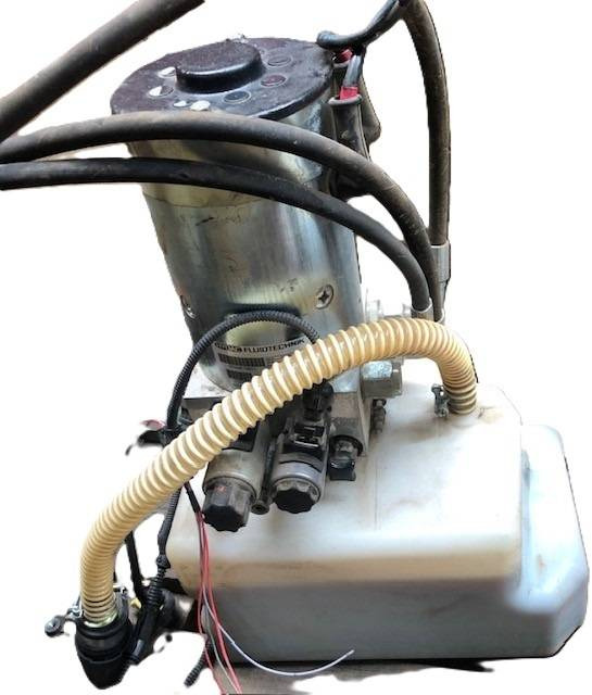Hydraulic pump unit for Linde /1110/ - Кормилно управление за Подемно-транспортна техника: снимка 1 Hydraulic pump unit for Linde /1110/ - Кормилно управление за Подемно-транспортна техника: снимка 1