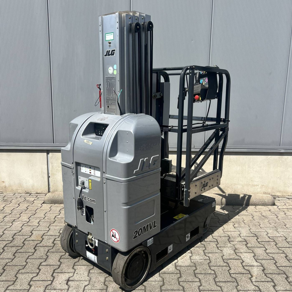 JLG 20MVL - Вертикална работна платформа: снимка 1 JLG 20MVL - Вертикална работна платформа: снимка 1