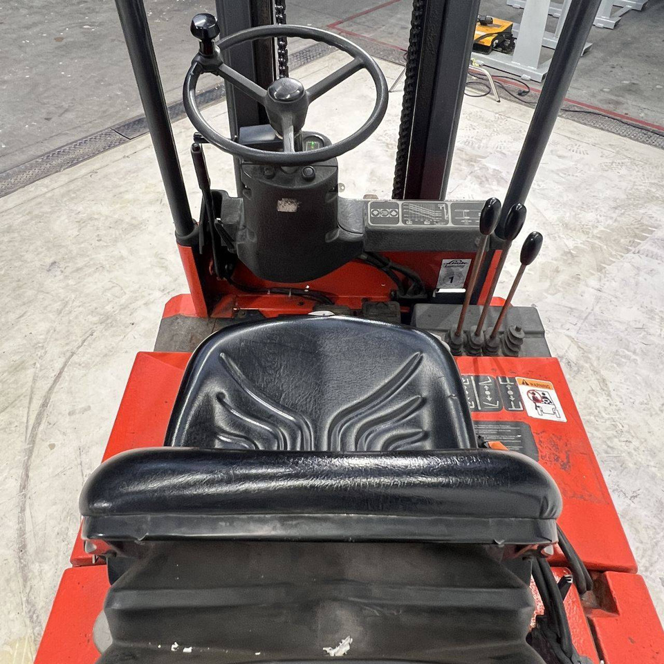 Linde E12 (324) - Електрокар: снимка 5 Linde E12 (324) - Електрокар: снимка 5