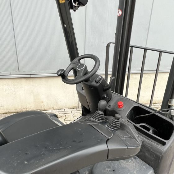 Linde E15 (386-02) EVO - Електрокар: снимка 3 Linde E15 (386-02) EVO - Електрокар: снимка 3