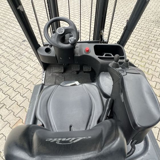 Linde E15 (386-02) EVO - Електрокар: снимка 4 Linde E15 (386-02) EVO - Електрокар: снимка 4