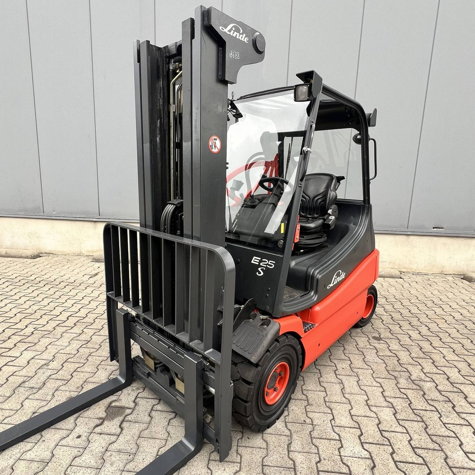 Linde E25S (336-03) - Електрокар: снимка 1 Linde E25S (336-03) - Електрокар: снимка 1