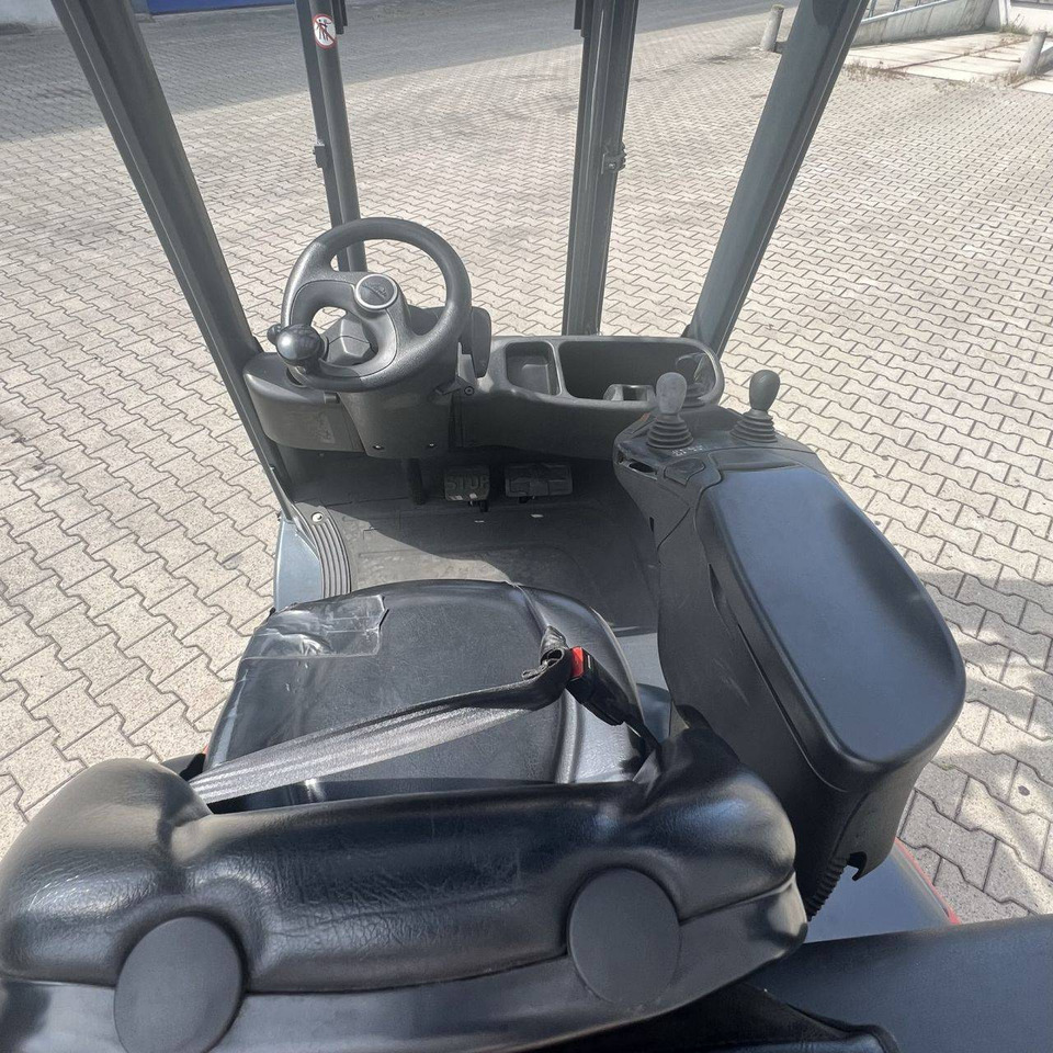 Linde H18T (391-02) EVO - Газокар: снимка 5 Linde H18T (391-02) EVO - Газокар: снимка 5