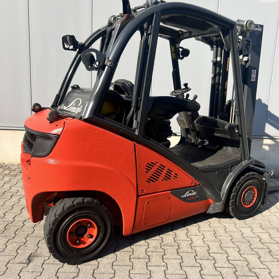 Linde H25T (392) EVO - Газокар: снимка 2 Linde H25T (392) EVO - Газокар: снимка 2