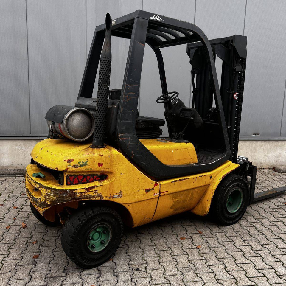 Linde H30T (351) - Газокар: снимка 3 Linde H30T (351) - Газокар: снимка 3