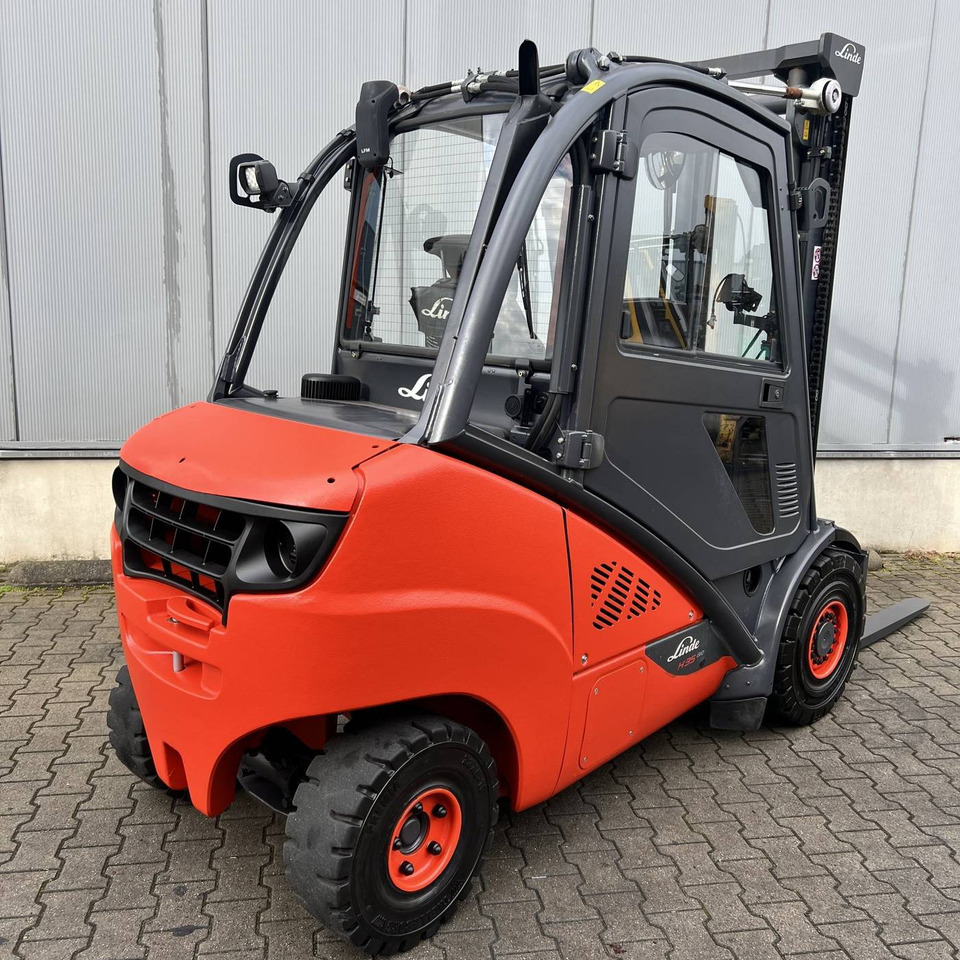 Linde H35D (393) EVO - Дизелов мотокар: снимка 2 Linde H35D (393) EVO - Дизелов мотокар: снимка 2