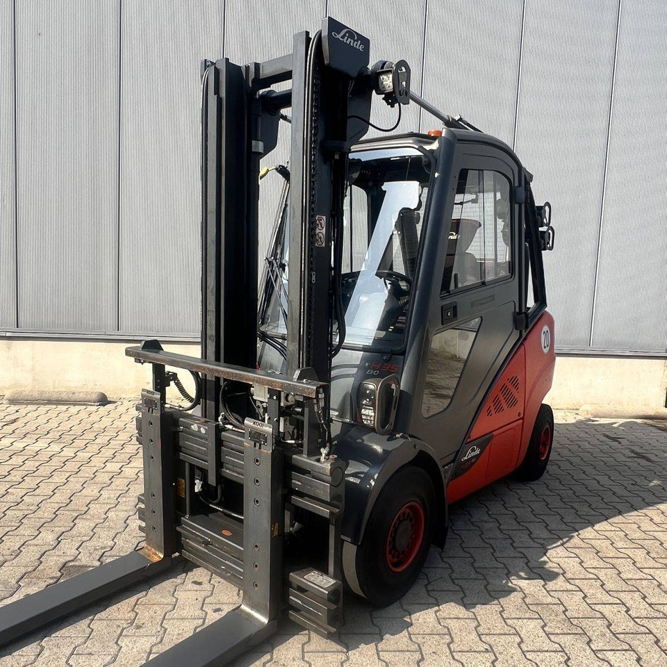 Linde H35T (393-02) EVO - Газокар: снимка 1 Linde H35T (393-02) EVO - Газокар: снимка 1