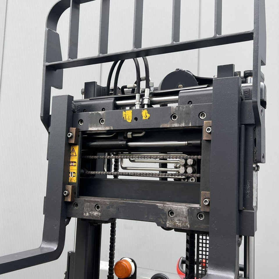 Стакер Linde L06AC-AP (1170): снимка 14