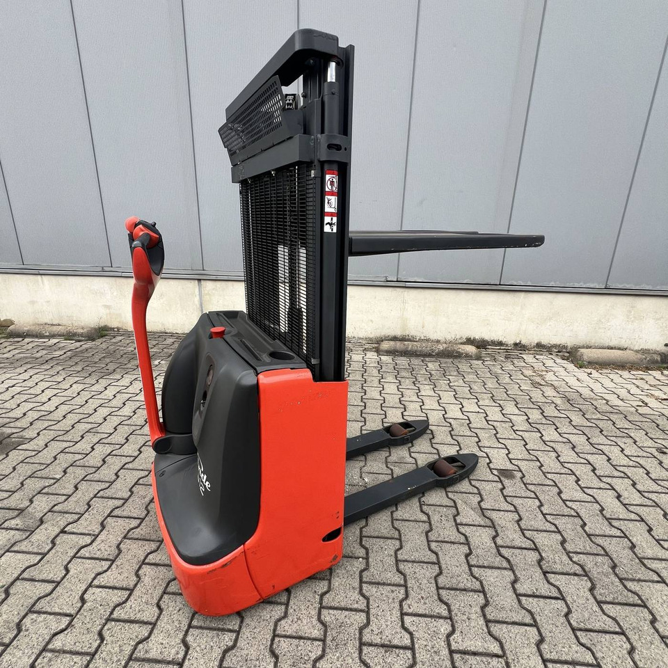 Linde L12 (1172) - Стакер: снимка 2 Linde L12 (1172) - Стакер: снимка 2