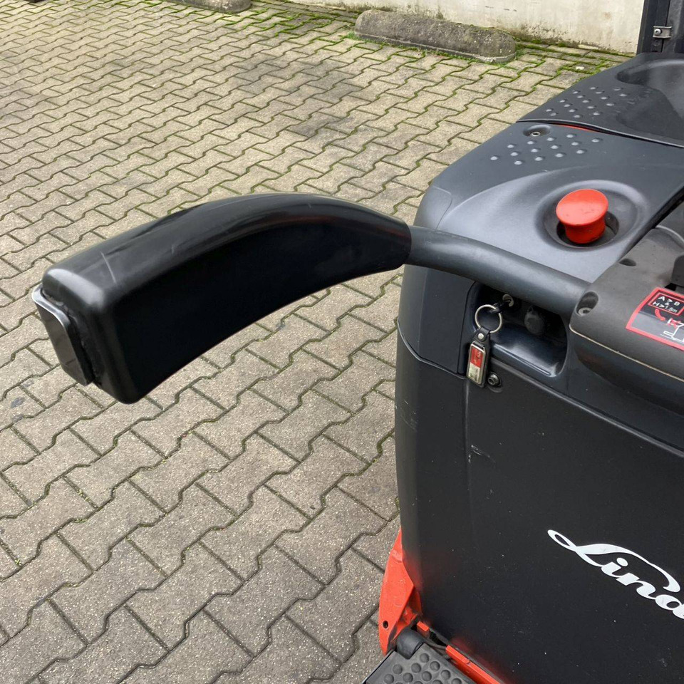 Лизинг на Linde L12AP (133) Linde L12AP (133): снимка 7 Лизинг на Linde L12AP (133) Linde L12AP (133): снимка 7