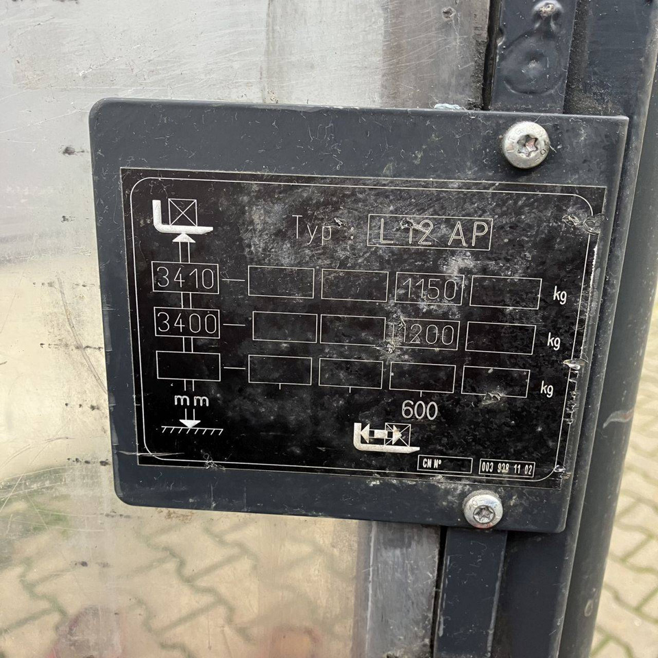 Лизинг на Linde L12AP (133) Linde L12AP (133): снимка 12 Лизинг на Linde L12AP (133) Linde L12AP (133): снимка 12