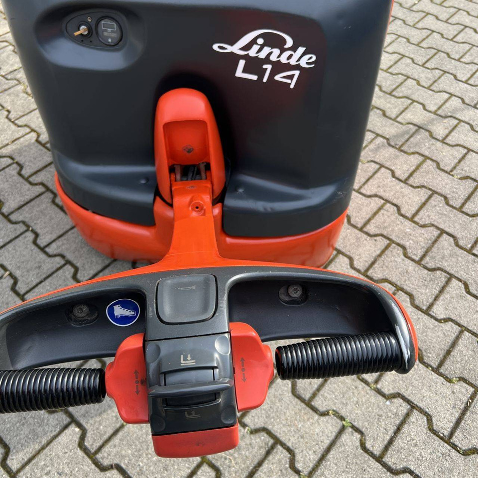 Linde L14 (372) - Стакер: снимка 3 Linde L14 (372) - Стакер: снимка 3