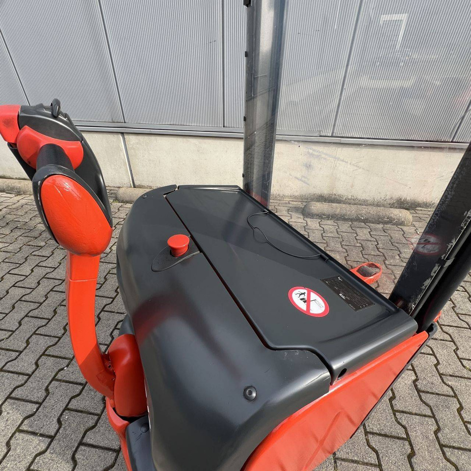 Linde L14 (372) - Стакер: снимка 4 Linde L14 (372) - Стакер: снимка 4