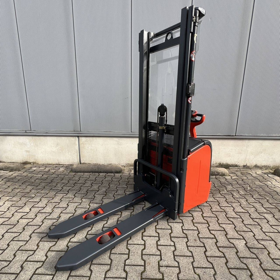 Linde L14 (372) - Стакер: снимка 2 Linde L14 (372) - Стакер: снимка 2