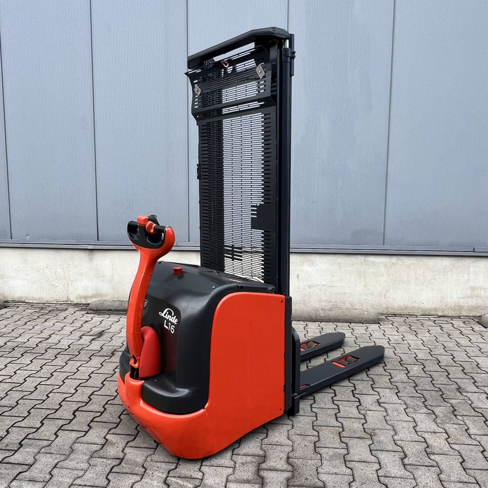 Linde L16 (372) - Стакер: снимка 1 Linde L16 (372) - Стакер: снимка 1