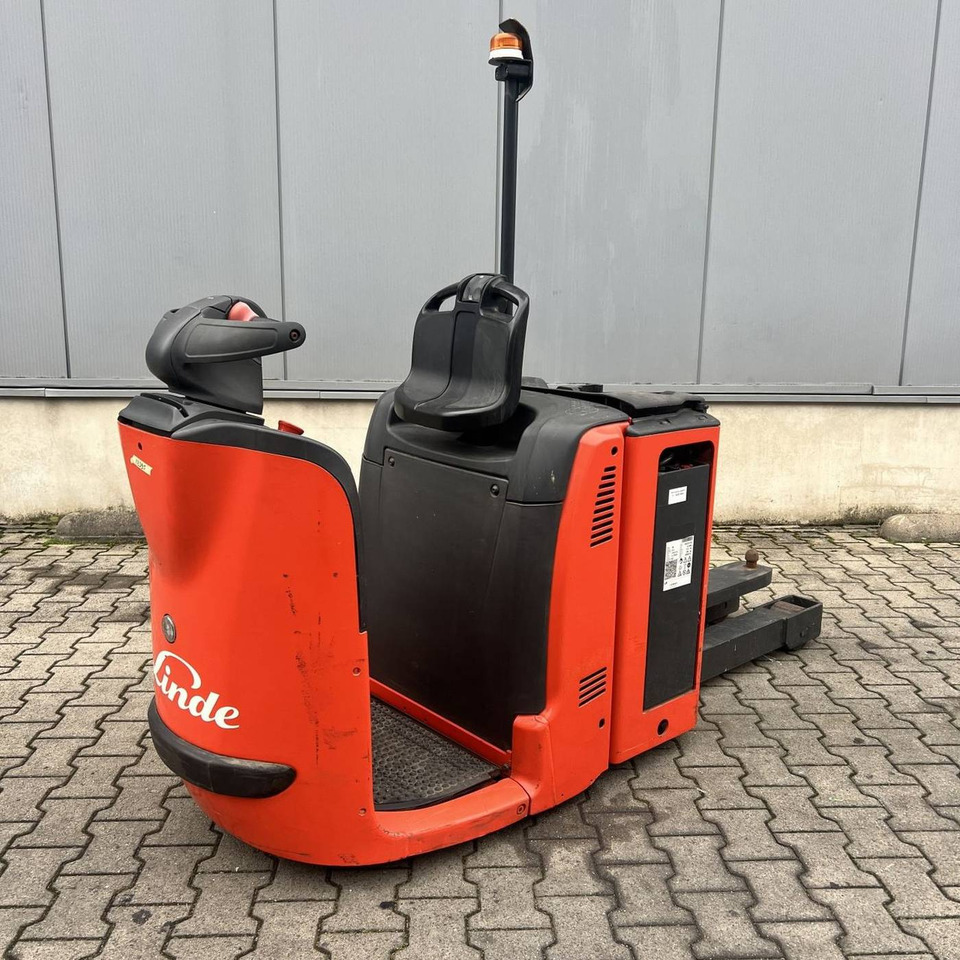 Linde P30 (132) - Електрически влекач: снимка 5 Linde P30 (132) - Електрически влекач: снимка 5