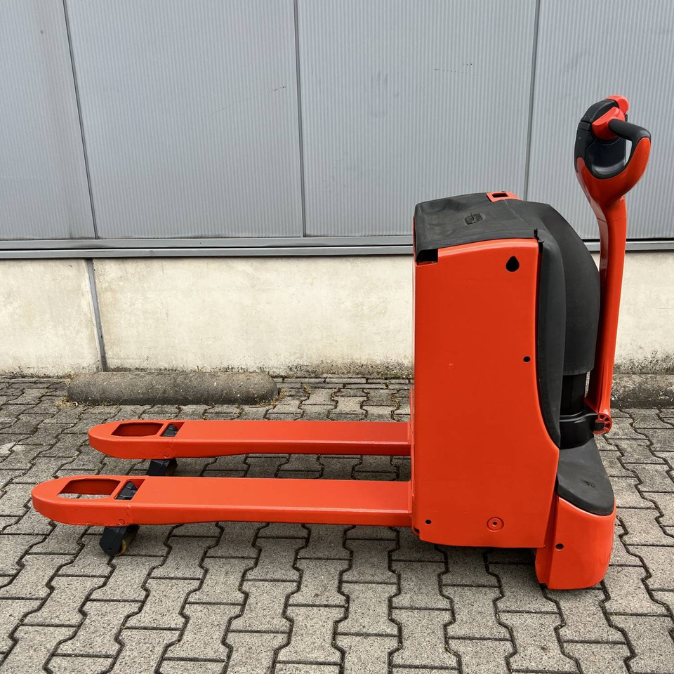 Linde T16 (1152) - Палетна количка: снимка 4 Linde T16 (1152) - Палетна количка: снимка 4
