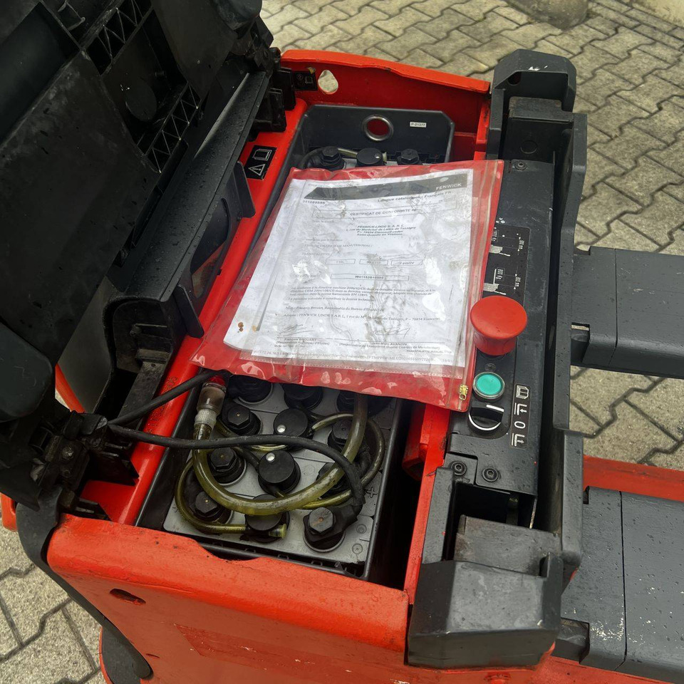 Палетна количка Linde T16L (1152): снимка 12 Палетна количка Linde T16L (1152): снимка 12