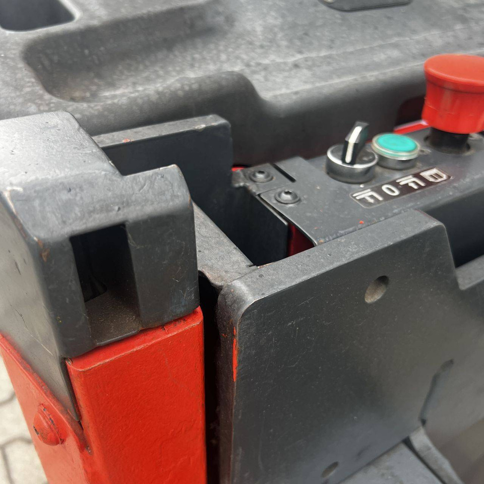 Палетна количка Linde T16L (1152): снимка 7 Палетна количка Linde T16L (1152): снимка 7