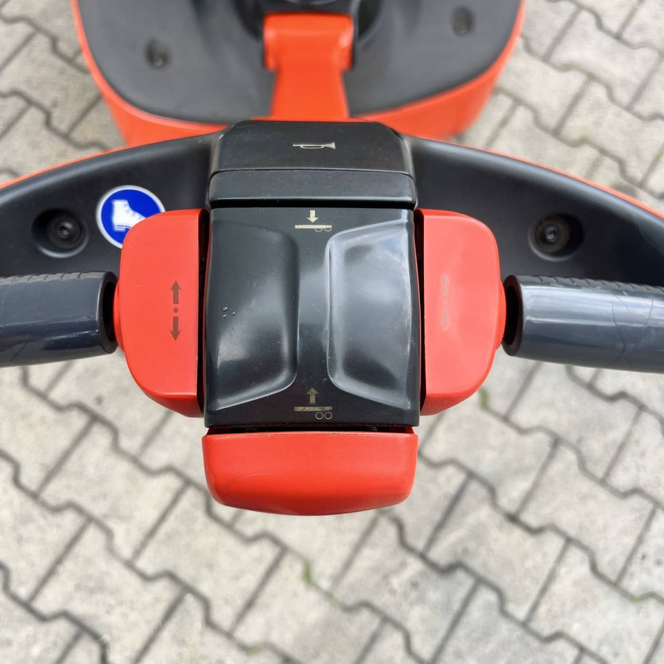 Linde T20 (1152) - Палетна количка: снимка 5 Linde T20 (1152) - Палетна количка: снимка 5