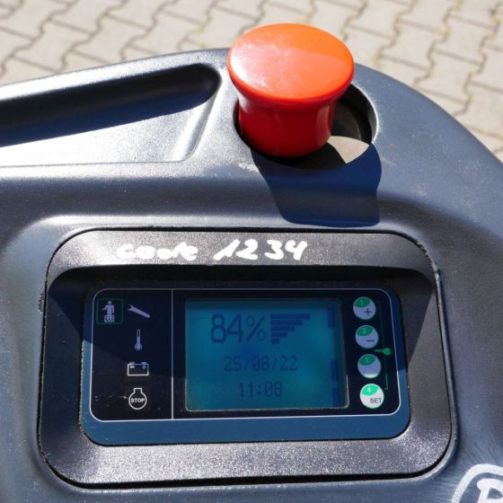 Linde T20R (140) - Палетна количка: снимка 5 Linde T20R (140) - Палетна количка: снимка 5