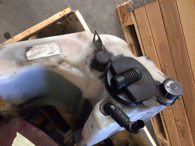 Oil Tank for Linde R14-20, Series 115, 115-C - Хидравличен резервоар за Подемно-транспортна техника: снимка 1 Oil Tank for Linde R14-20, Series 115, 115-C - Хидравличен резервоар за Подемно-транспортна техника: снимка 1