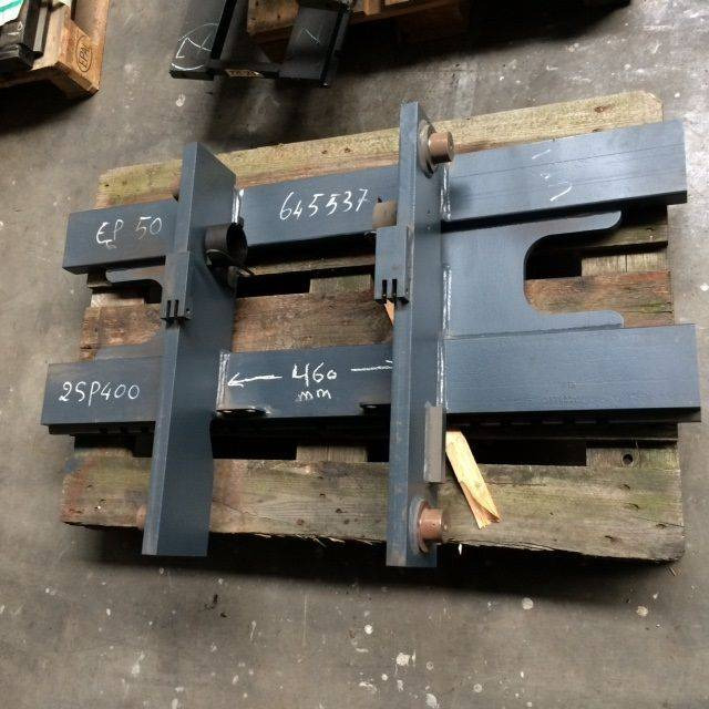 Fork Carriage /ZT3A1.260/4R for Caterpillar - Прикачен инвентар: снимка 1 Fork Carriage /ZT3A1.260/4R for Caterpillar - Прикачен инвентар: снимка 1