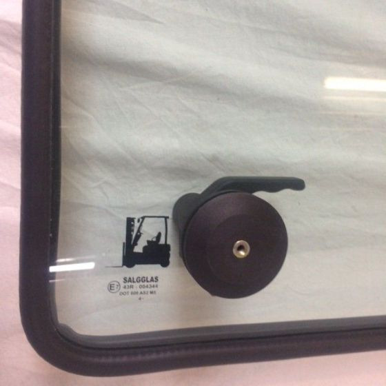 Rear windows for Caterpillar / Mitsubishi - Стъкло и части за Подемно-транспортна техника: снимка 4 Rear windows for Caterpillar / Mitsubishi - Стъкло и части за Подемно-транспортна техника: снимка 4