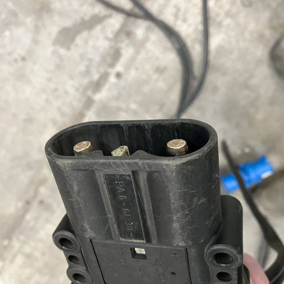 Резервни части за Подемно-транспортна техника Benning Eurotron 24V/60A: снимка 6 Резервни части за Подемно-транспортна техника Benning Eurotron 24V/60A: снимка 6