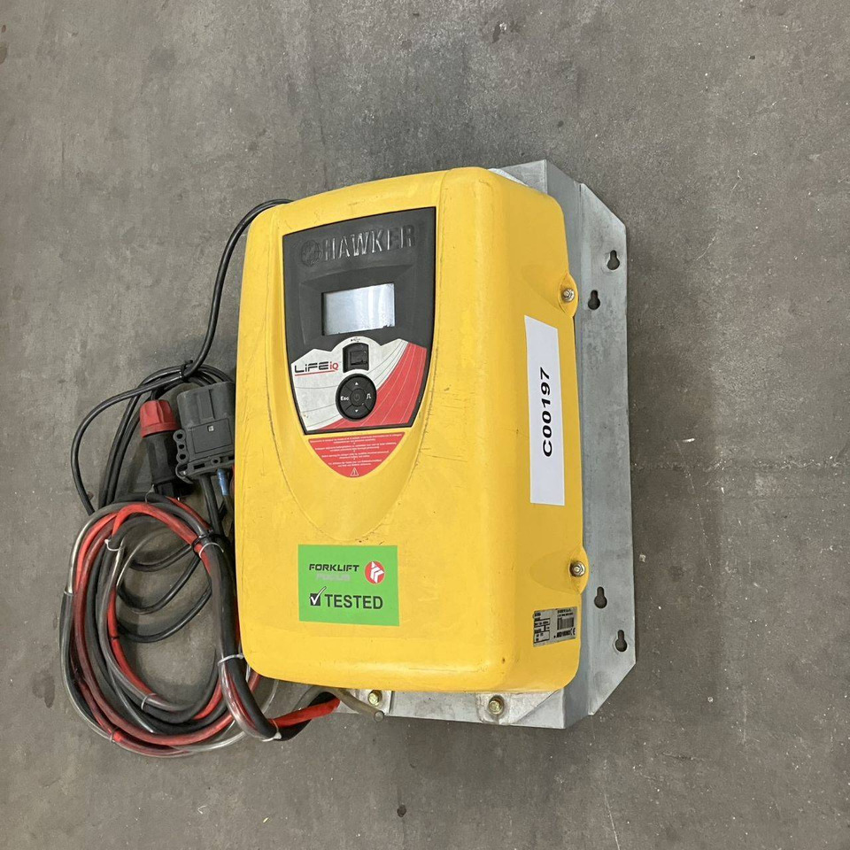 Hawker 24V/80A Life Tech - Резервни части за Подемно-транспортна техника: снимка 1 Hawker 24V/80A Life Tech - Резервни части за Подемно-транспортна техника: снимка 1
