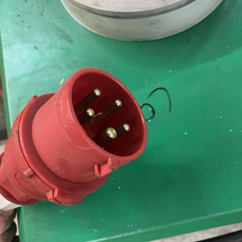 Hoppecke D400 G24/125B F14 H0-HF Trak Air - Резервни части за Подемно-транспортна техника: снимка 5 Hoppecke D400 G24/125B F14 H0-HF Trak Air - Резервни части за Подемно-транспортна техника: снимка 5