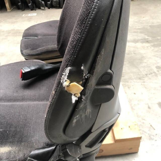 Seat for Linde /1120-01/ - Седалка за Подемно-транспортна техника: снимка 5 Seat for Linde /1120-01/ - Седалка за Подемно-транспортна техника: снимка 5