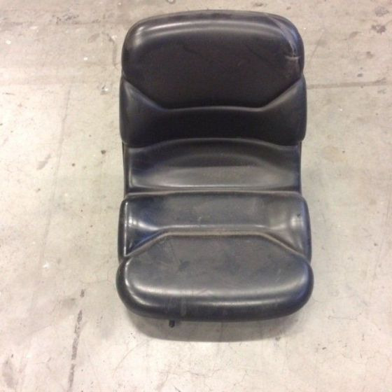 Seat for Scrubber vacuum cleaner Nilfisk BR 850 - Седалка за Подопочистваща машина: снимка 1 Seat for Scrubber vacuum cleaner Nilfisk BR 850 - Седалка за Подопочистваща машина: снимка 1