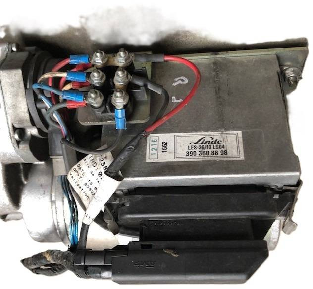 Steering motor for Linde - Кормилно управление за Подемно-транспортна техника: снимка 4 Steering motor for Linde - Кормилно управление за Подемно-транспортна техника: снимка 4