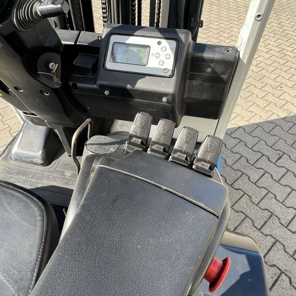 Unicarriers AG1N1L16Q - Електрокар: снимка 5 Unicarriers AG1N1L16Q - Електрокар: снимка 5