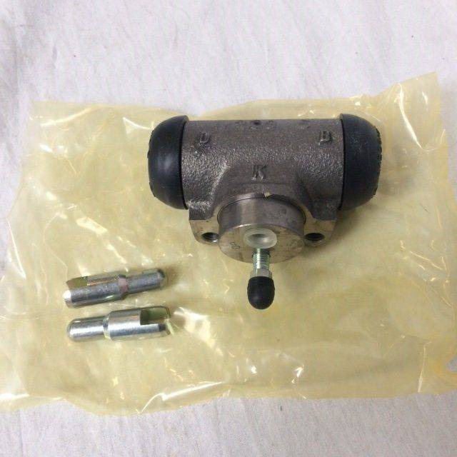 Wheel Brake Cylinder for Caterpillar / Mitsubishi - Части на спирачната система за Подемно-транспортна техника: снимка 1 Wheel Brake Cylinder for Caterpillar / Mitsubishi - Части на спирачната система за Подемно-транспортна техника: снимка 1