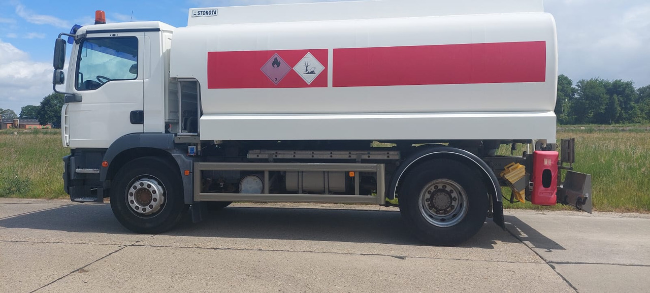 Камион цистерна MAN: снимка 11