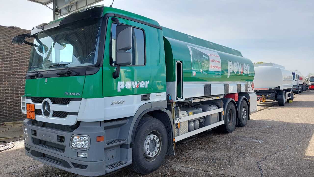 MERCEDES ACTROS - Камион цистерна: снимка 1 MERCEDES ACTROS - Камион цистерна: снимка 1