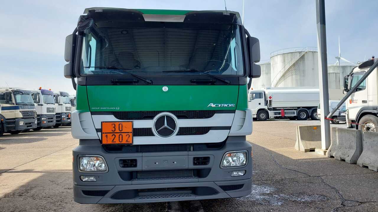 MERCEDES ACTROS - Камион цистерна: снимка 4 MERCEDES ACTROS - Камион цистерна: снимка 4