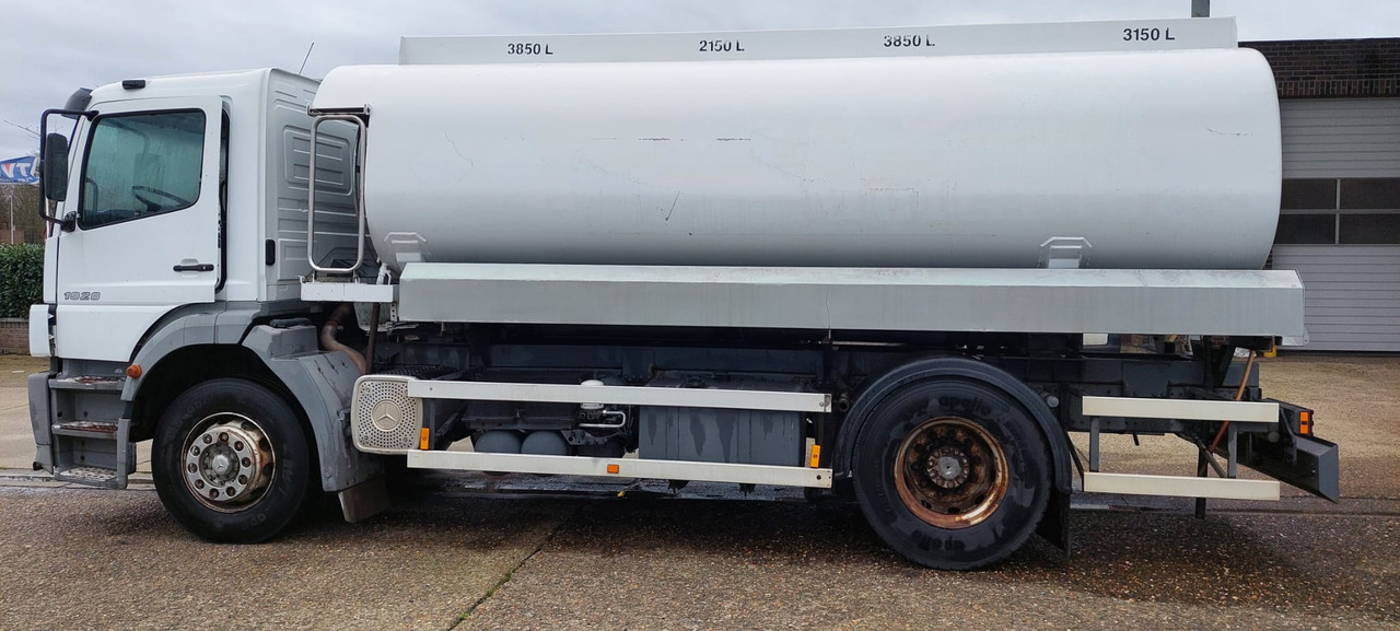 Камион цистерна MERCEDES: снимка 11