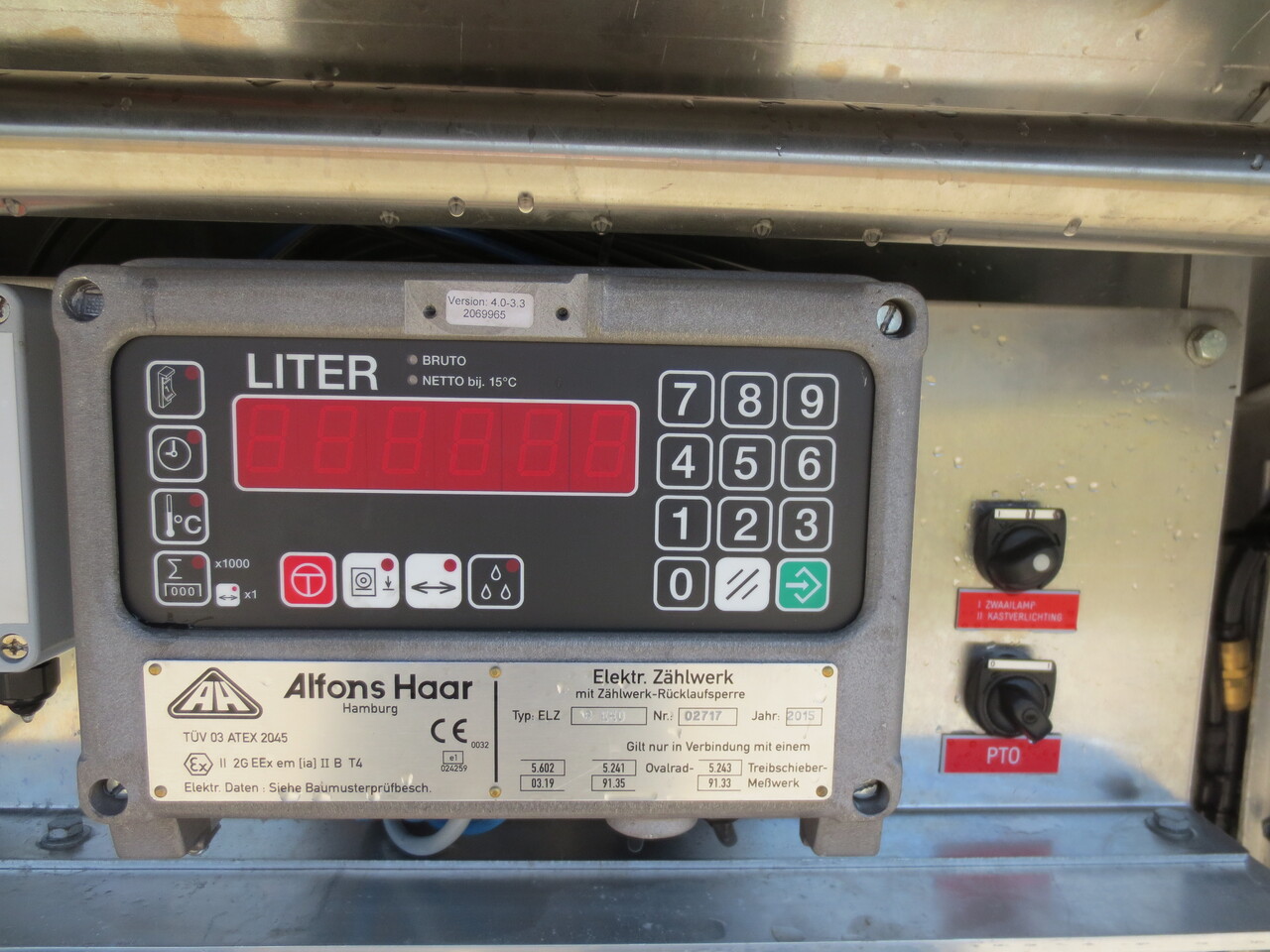 SCANIA G370 - Камион цистерна: снимка 3 SCANIA G370 - Камион цистерна: снимка 3