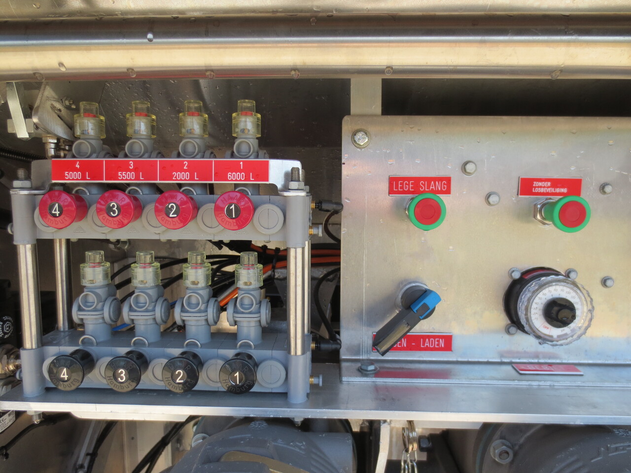 SCANIA G370 - Камион цистерна: снимка 2 SCANIA G370 - Камион цистерна: снимка 2