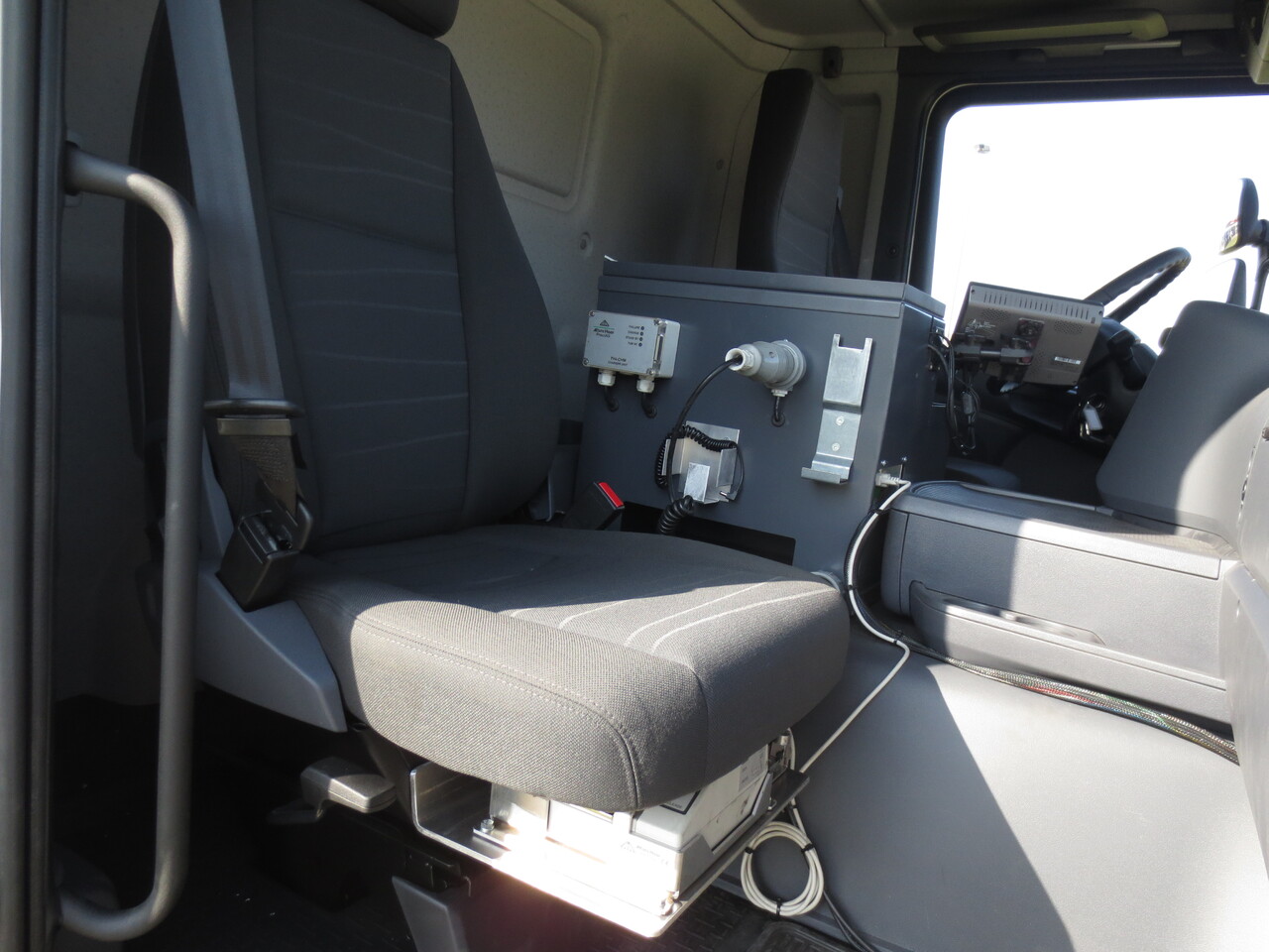 Scania G370 - Камион цистерна: снимка 5 Scania G370 - Камион цистерна: снимка 5