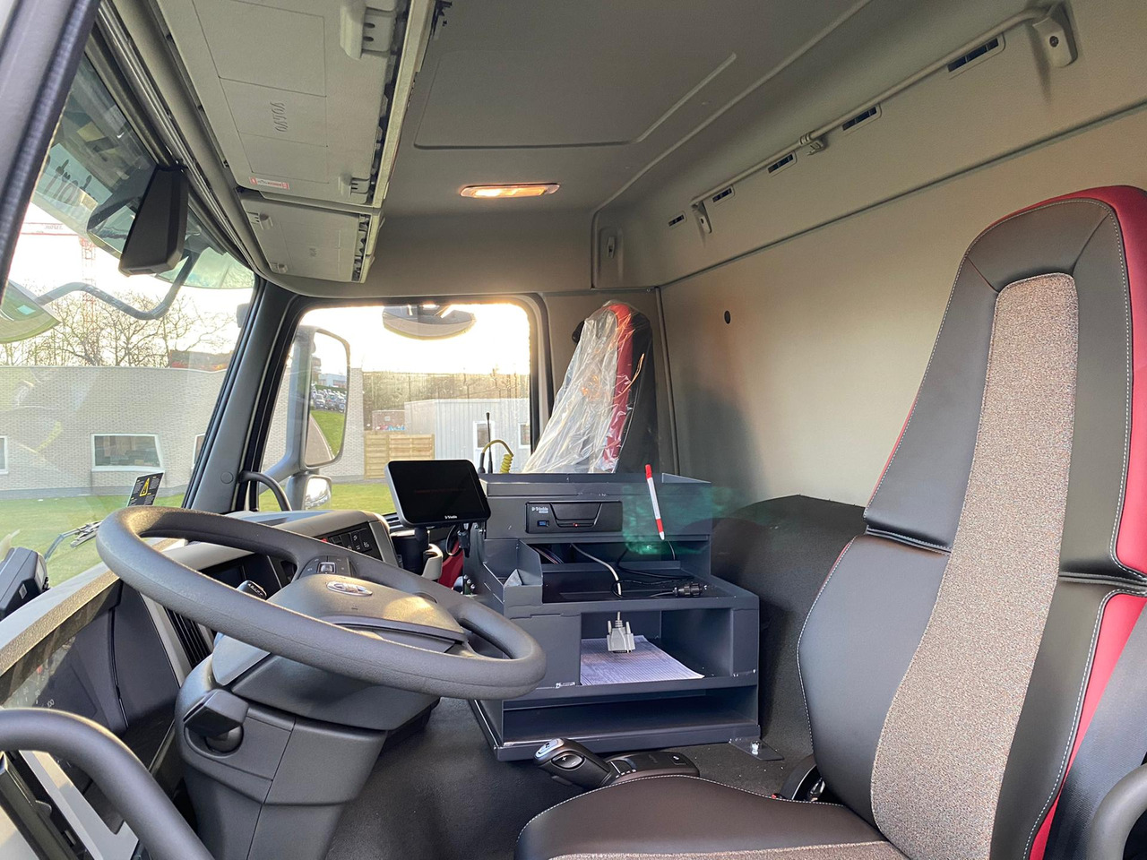 VOLVO FM - Камион цистерна: снимка 4 VOLVO FM - Камион цистерна: снимка 4