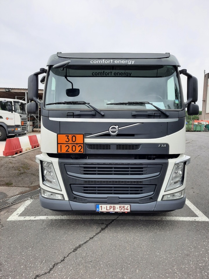 VOLVO FM - Камион цистерна: снимка 4 VOLVO FM - Камион цистерна: снимка 4