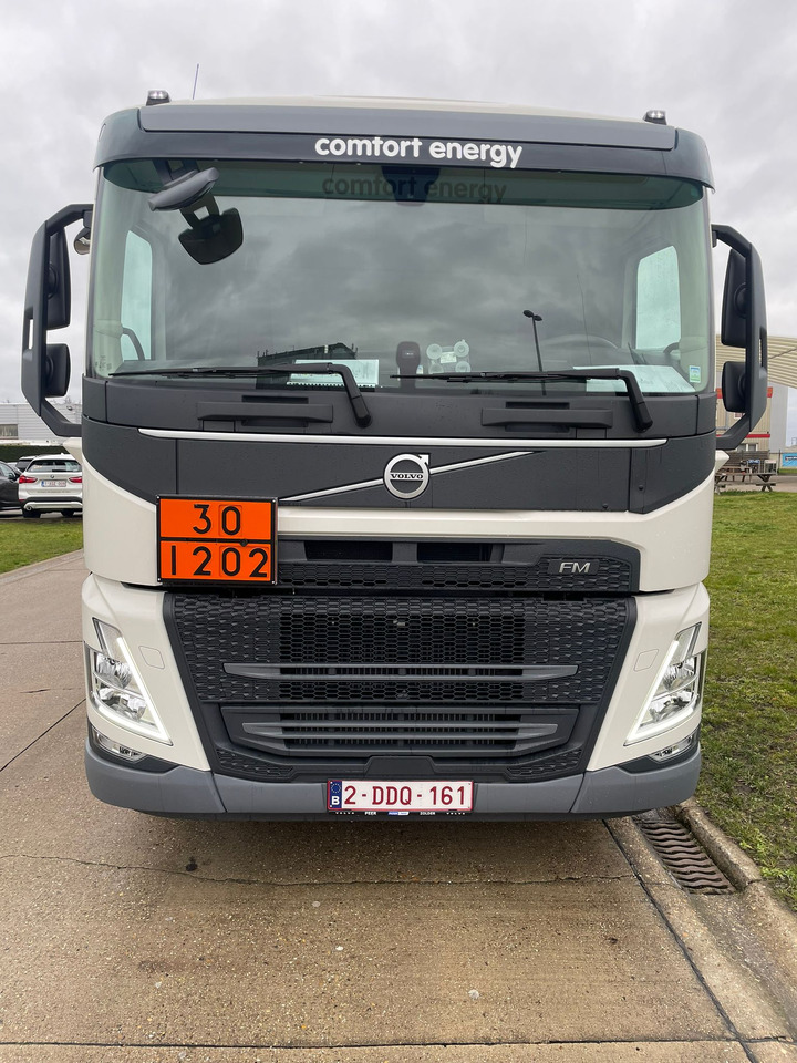 VOLVO FM - Камион цистерна: снимка 3 VOLVO FM - Камион цистерна: снимка 3